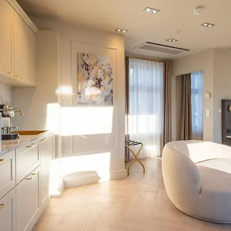 Aparthotel The *